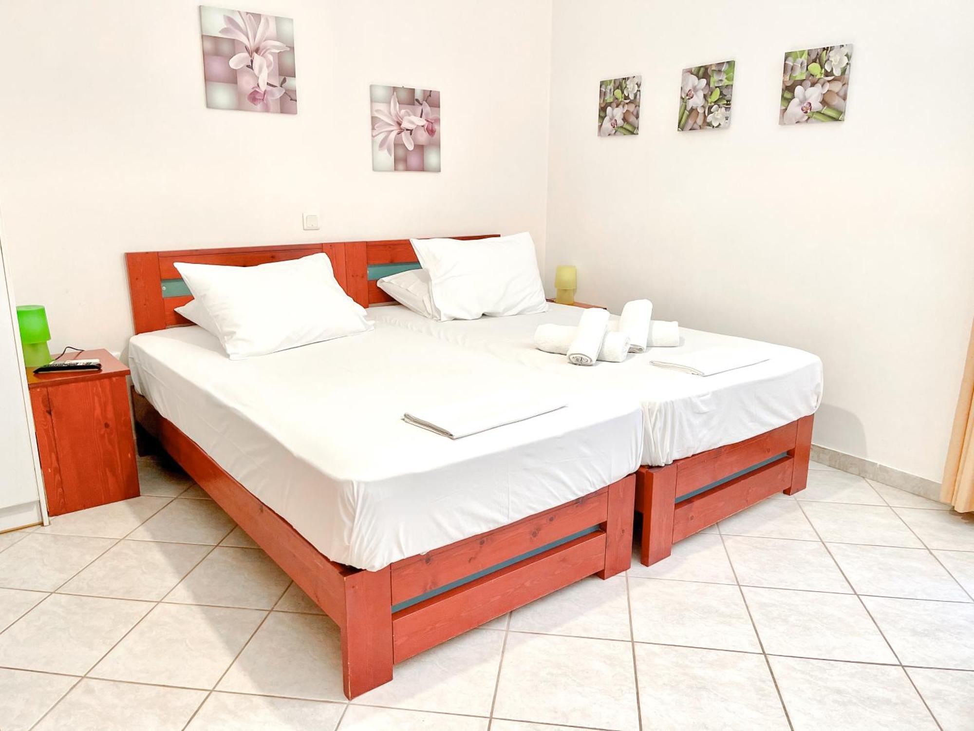 Koróni Xenios Zeus Rooms מראה חיצוני תמונה